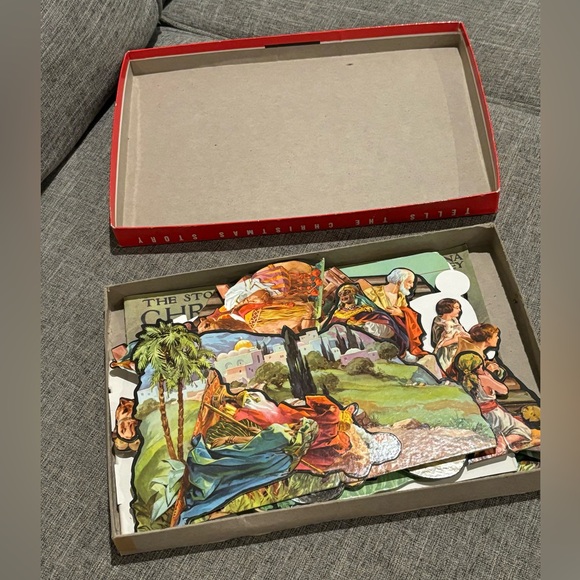 Vintage Christmas Manger Set 1950s #743 Cut-out Scenes & figures new in box!! - Picture 4 of 6